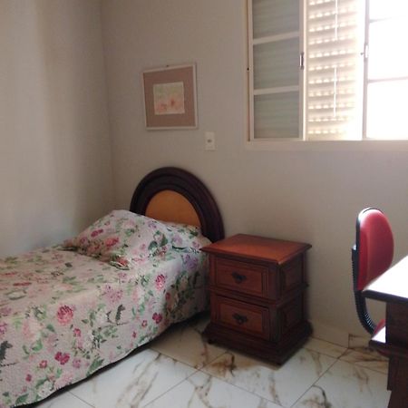 우베를란디아 Casa Amarela 아파트 외부 사진